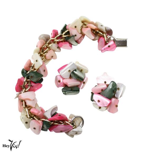 Vintage Chunky Shell Bracelet Clip On Earring Set Pink Shiny Beachy - Hey Viv - Picture 2 of 8